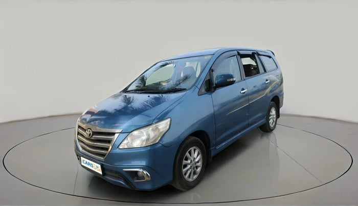 2014 Toyota Innova 2.5 VX 8 STR, Diesel, Manual, 99,606 km, exterior