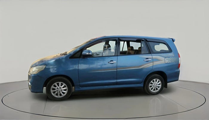 2014 Toyota Innova 2.5 VX 8 STR, Diesel, Manual, 99,606 km, exterior