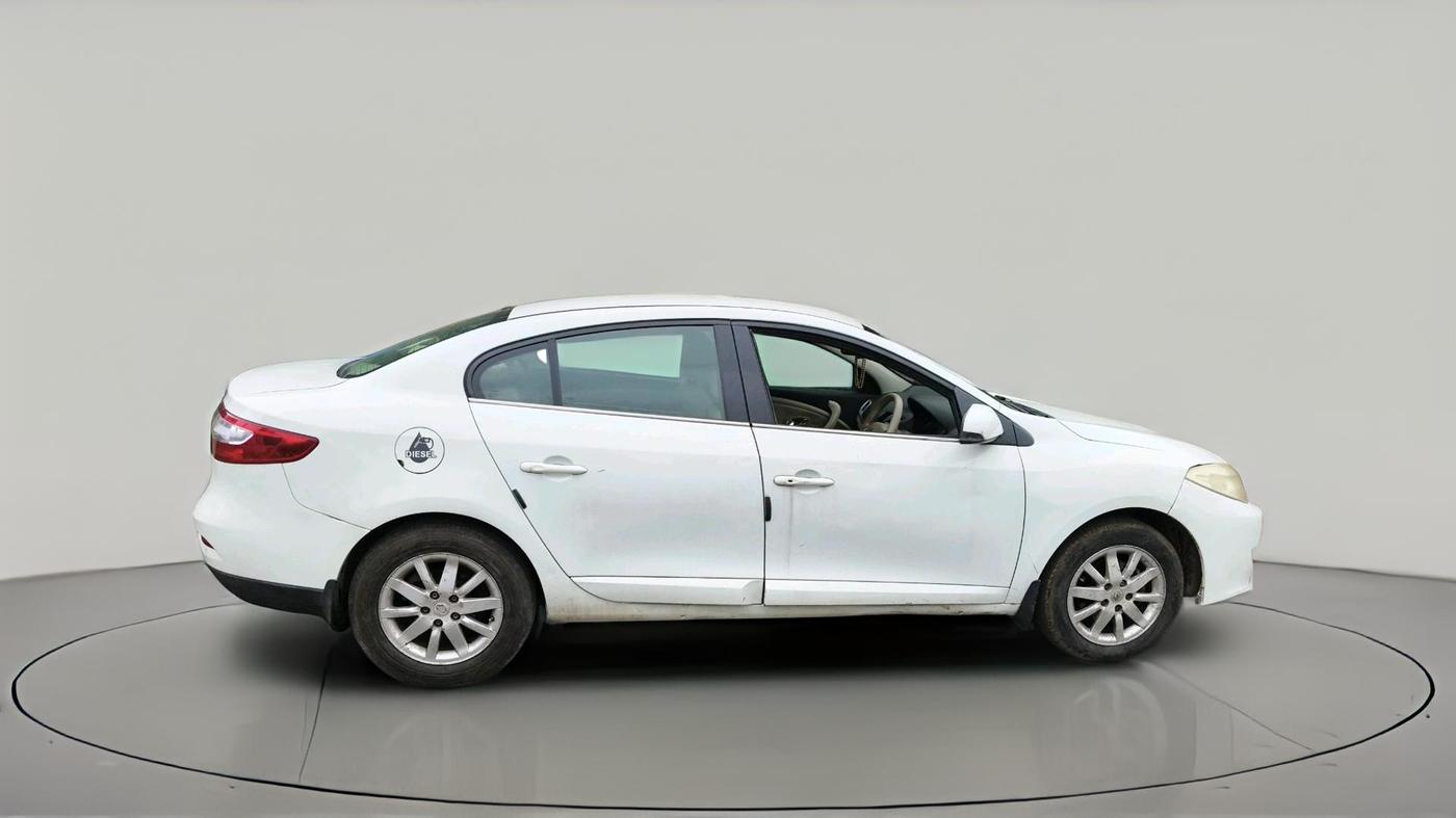 2012 Renault Fluence 1.5 E4, Diesel, Manual, 1,72,937 km, exterior