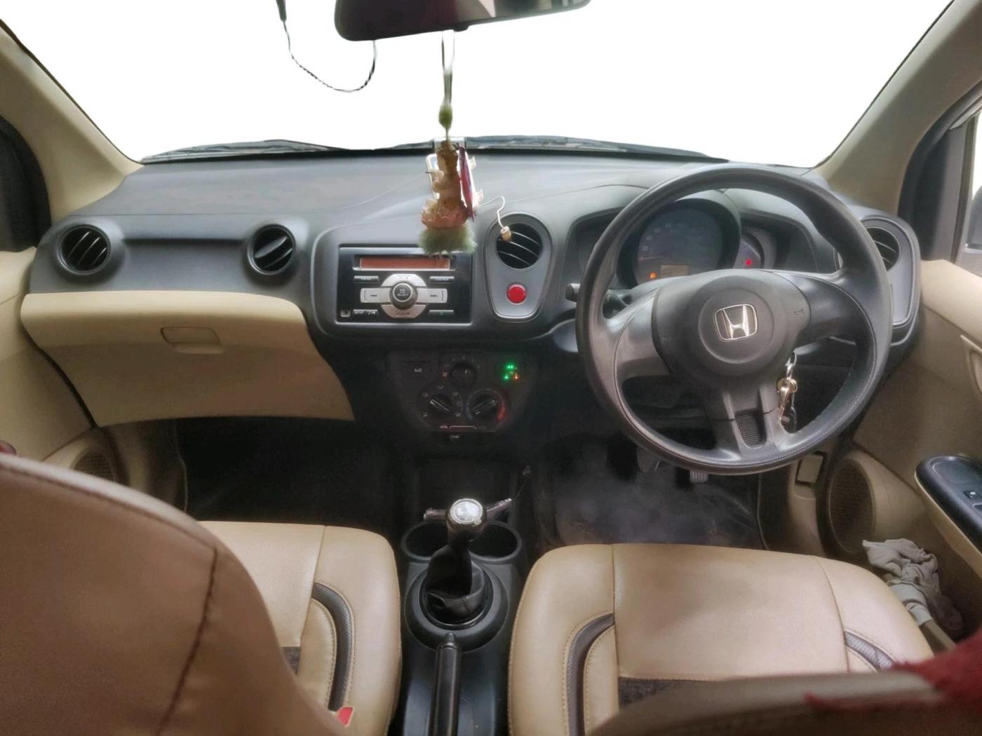 2014 Honda Mobilio 1.5L I-VTEC E, CNG, Manual, 1,66,497 km, interior