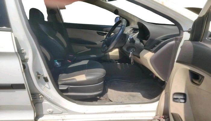 2015 Hyundai Eon MAGNA +, Petrol, Manual, 98,100 km, interior