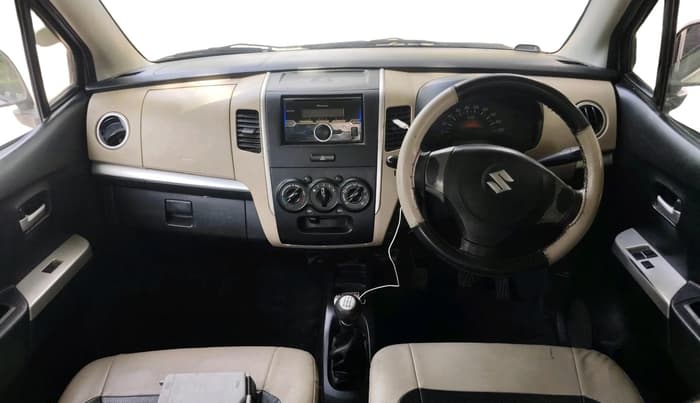 2017 Maruti Wagon R 1.0 LXI, CNG, Manual, 1,13,710 km, interior
