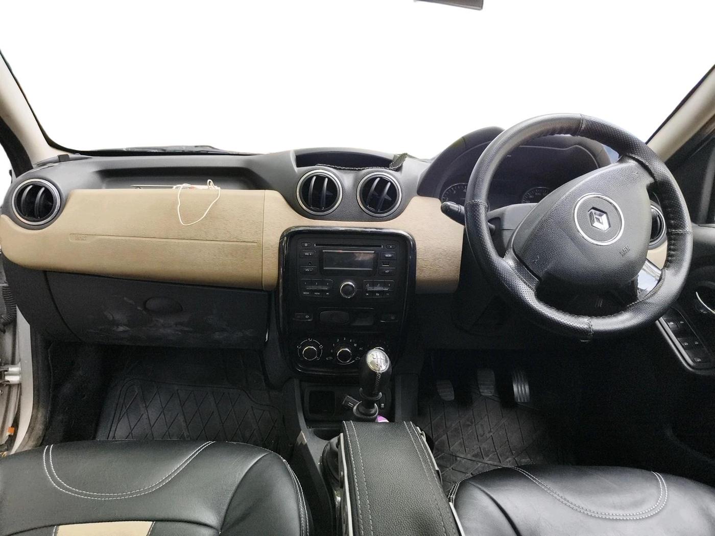 2013 Renault Duster 110 PS RXZ DIESEL, Diesel, Manual, 82,778 km, interior