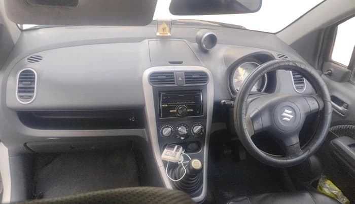 2013 Maruti Ritz VDI, Diesel, Manual, 1,18,508 km, interior