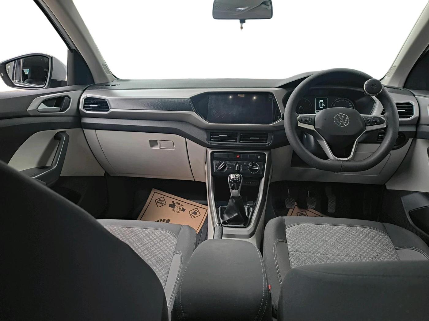 2022 Volkswagen TAIGUN HIGHLINE 1.0 TSI MT, Petrol, Manual, 46,176 km, interior
