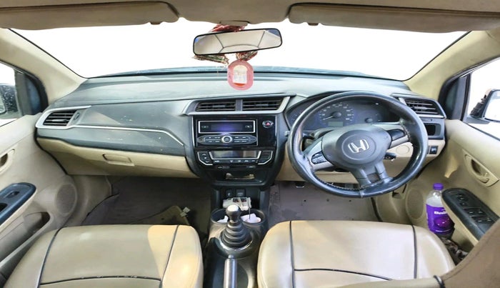 2016 Honda Amaze 1.5L I-DTEC S, Diesel, Manual, 2,16,468 km, interior