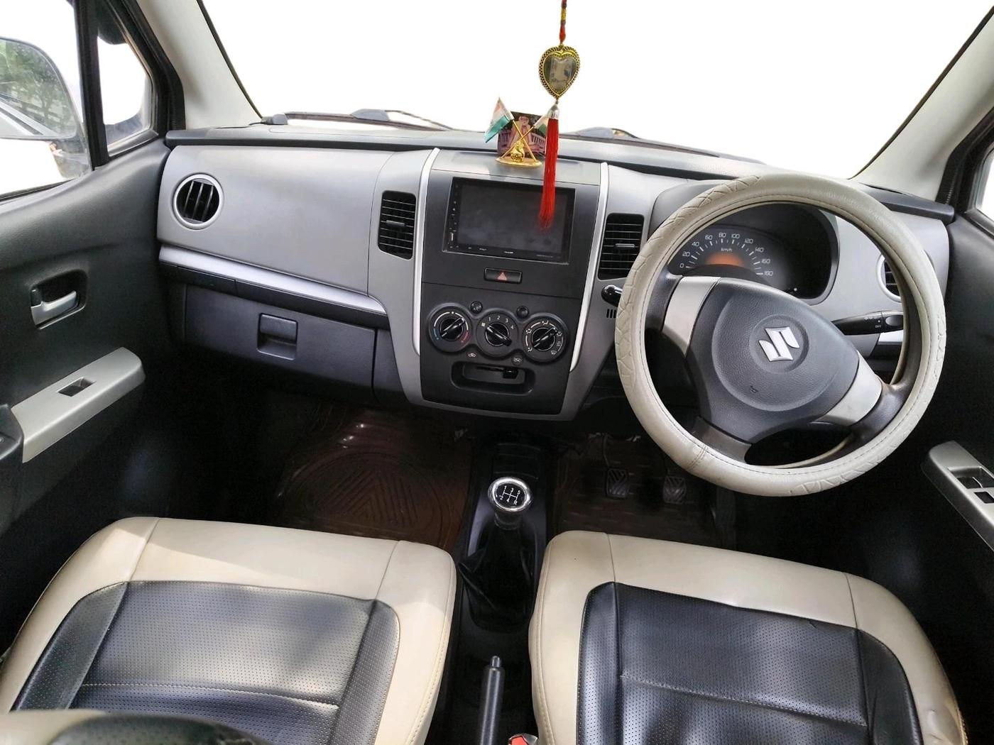 2012 Maruti Wagon R 1.0 LXI, Petrol, Manual, 80,020 km, interior