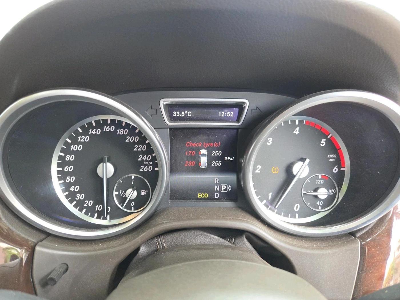 2014 Mercedes Benz Ml Class 250 CDI, Diesel, Automatic, 1,34,053 km, interior