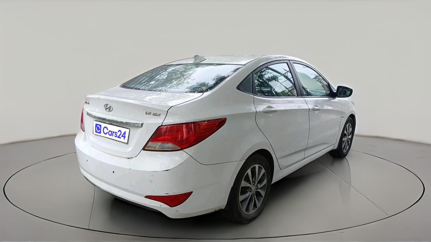 2017 Hyundai Verna 1.6 VTVT SX, Petrol, Manual, 72,764 km, exterior