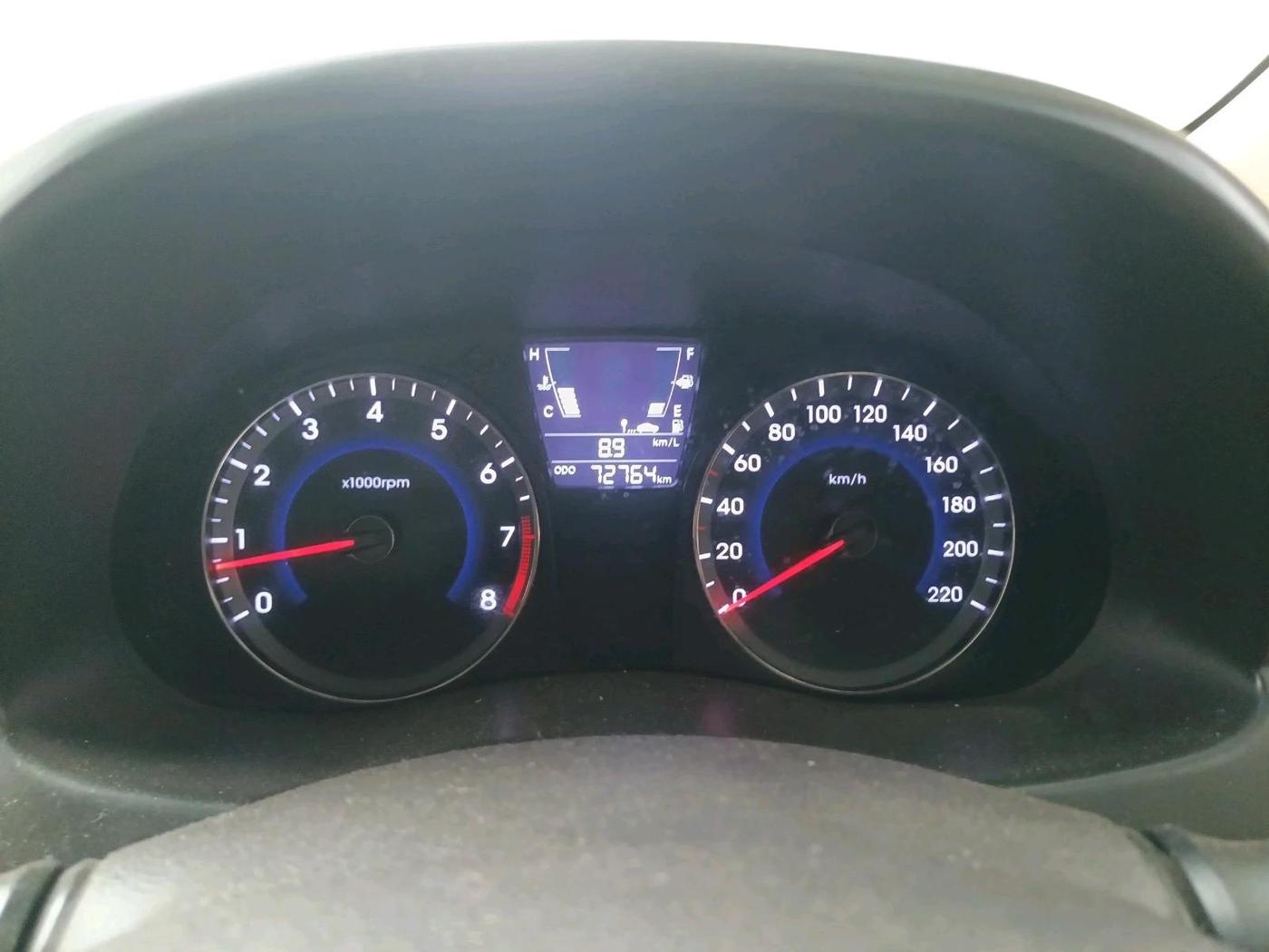 2017 Hyundai Verna 1.6 VTVT SX, Petrol, Manual, 72,764 km, interior