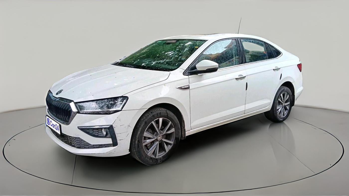 2022 Skoda SLAVIA STYLE 1.0L TSI MT, Petrol, Manual, 77,112 km, exterior