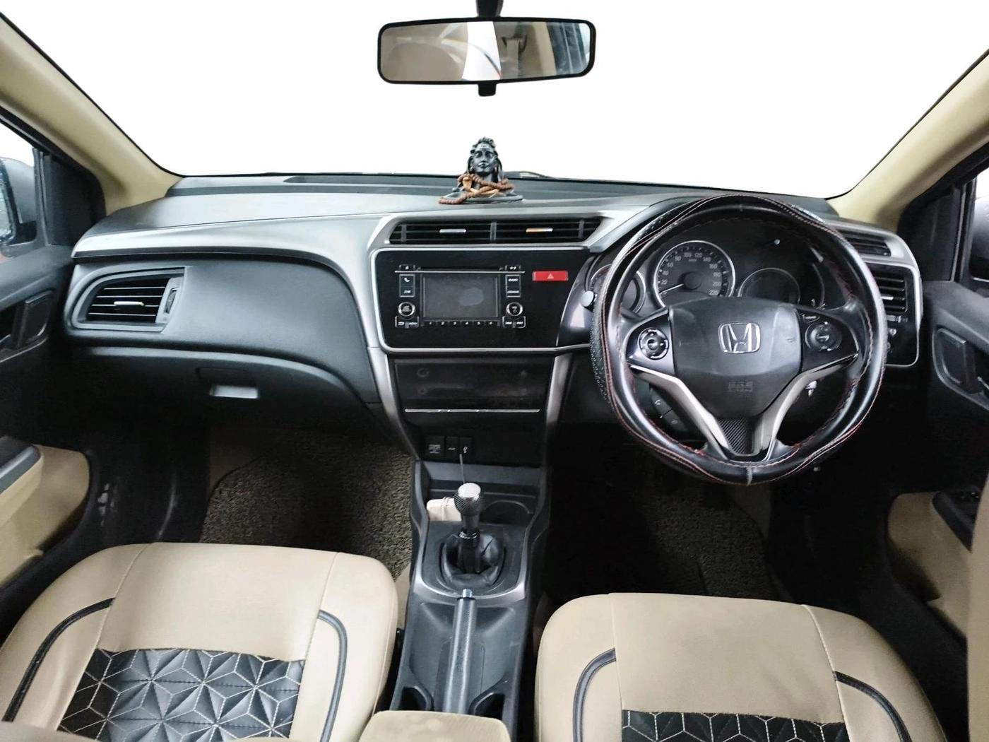 2015 Honda City 1.5L I-DTEC V, Diesel, Manual, 1,05,277 km, interior