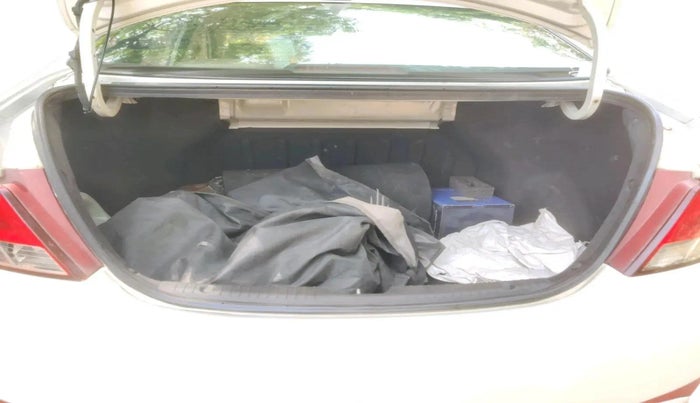 2017 Hyundai Verna 1.6 CRDI SX (O) AT, Diesel, Automatic, 87,191 km, exterior