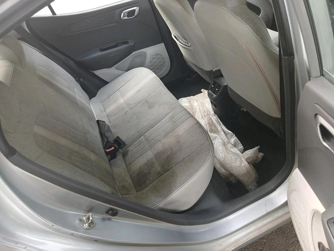 2021 Hyundai GRAND I10 NIOS SPORTZ AMT 1.2 KAPPA VTVT, CNG, Automatic, 1,37,747 km, interior