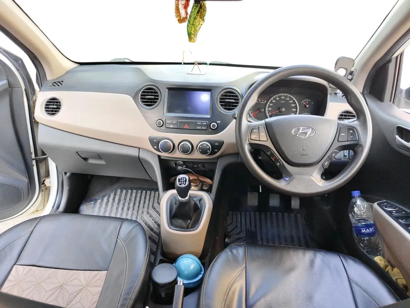 2018 Hyundai Grand i10 SPORTZ 1.2 KAPPA VTVT, Petrol, Manual, 56,036 km, interior