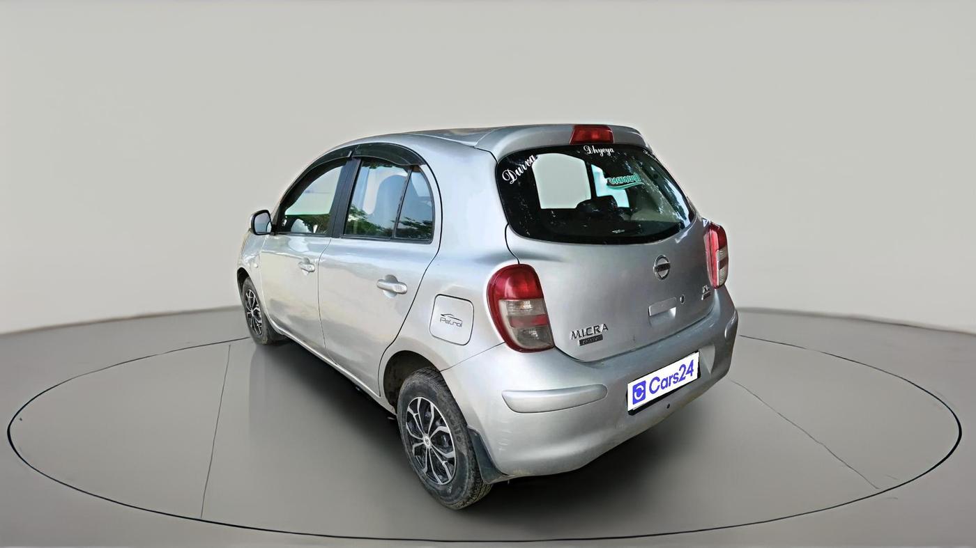 2017 Nissan Micra Active XL, CNG, Manual, 84,564 km, exterior
