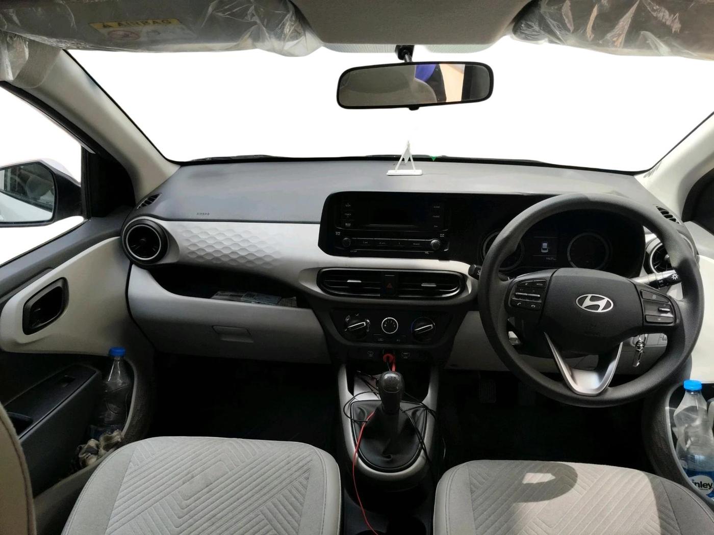 2023 Hyundai GRAND I10 NIOS MAGNA 1.2 KAPPA VTVT, Petrol, Manual, 19,637 km, interior