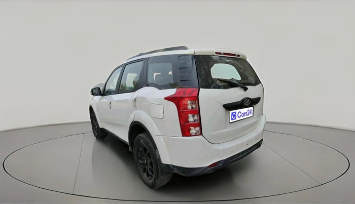 2017 Mahindra XUV500 W6, Diesel, Manual, 75,402 km, exterior