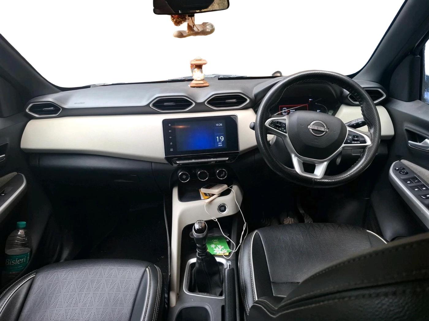 2021 Nissan MAGNITE XV MT, Petrol, Manual, 64,692 km, interior