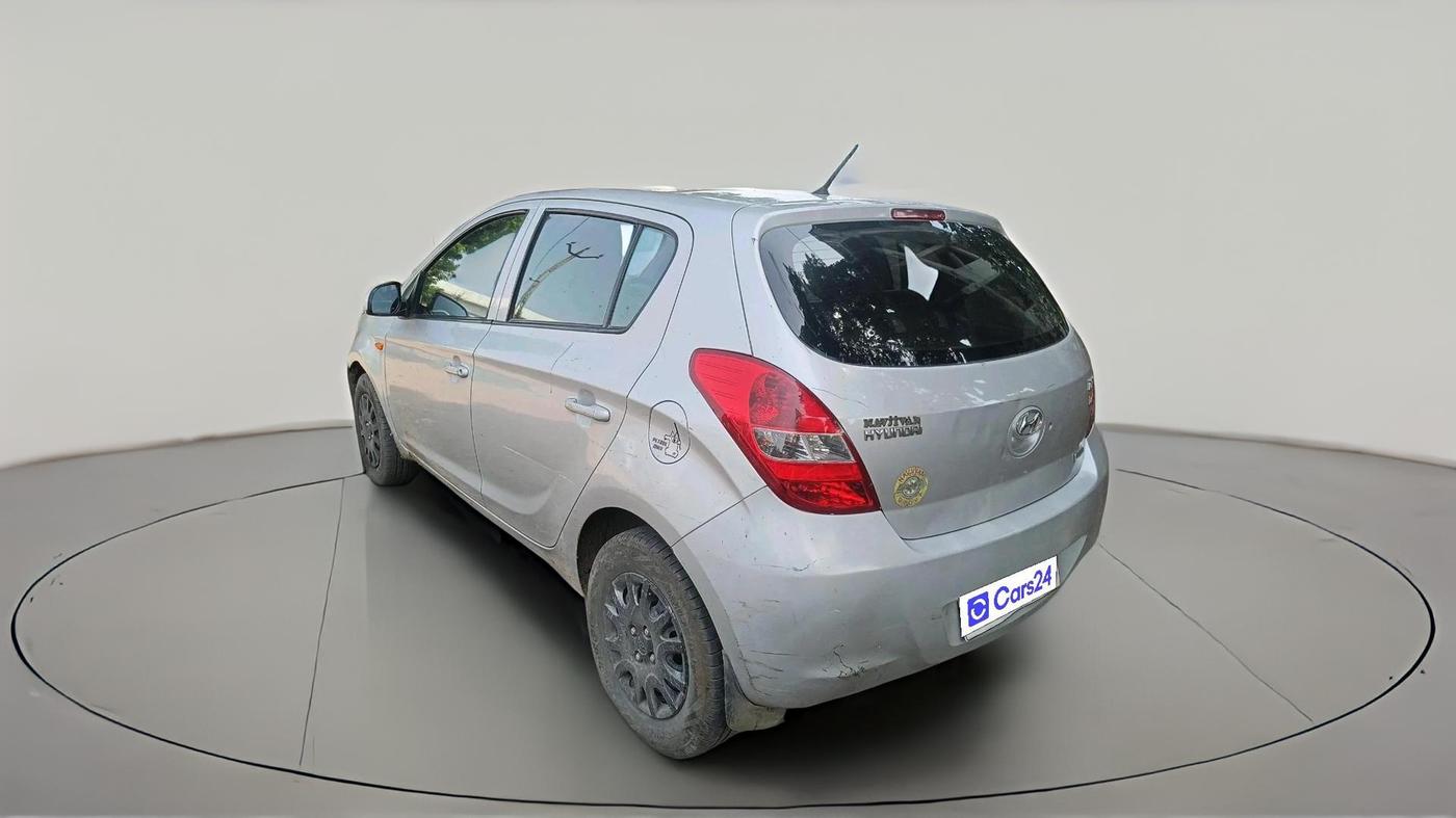 2012 Hyundai i20 MAGNA (O) 1.2, CNG, Manual, 1,76,070 km, exterior