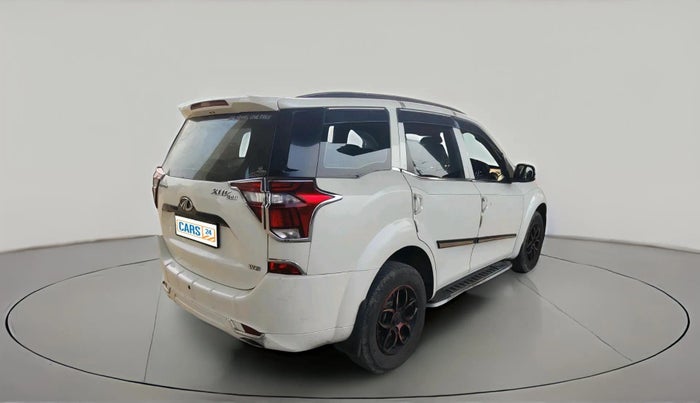 2019 Mahindra XUV500 W3, Diesel, Manual, 1,96,120 km, exterior
