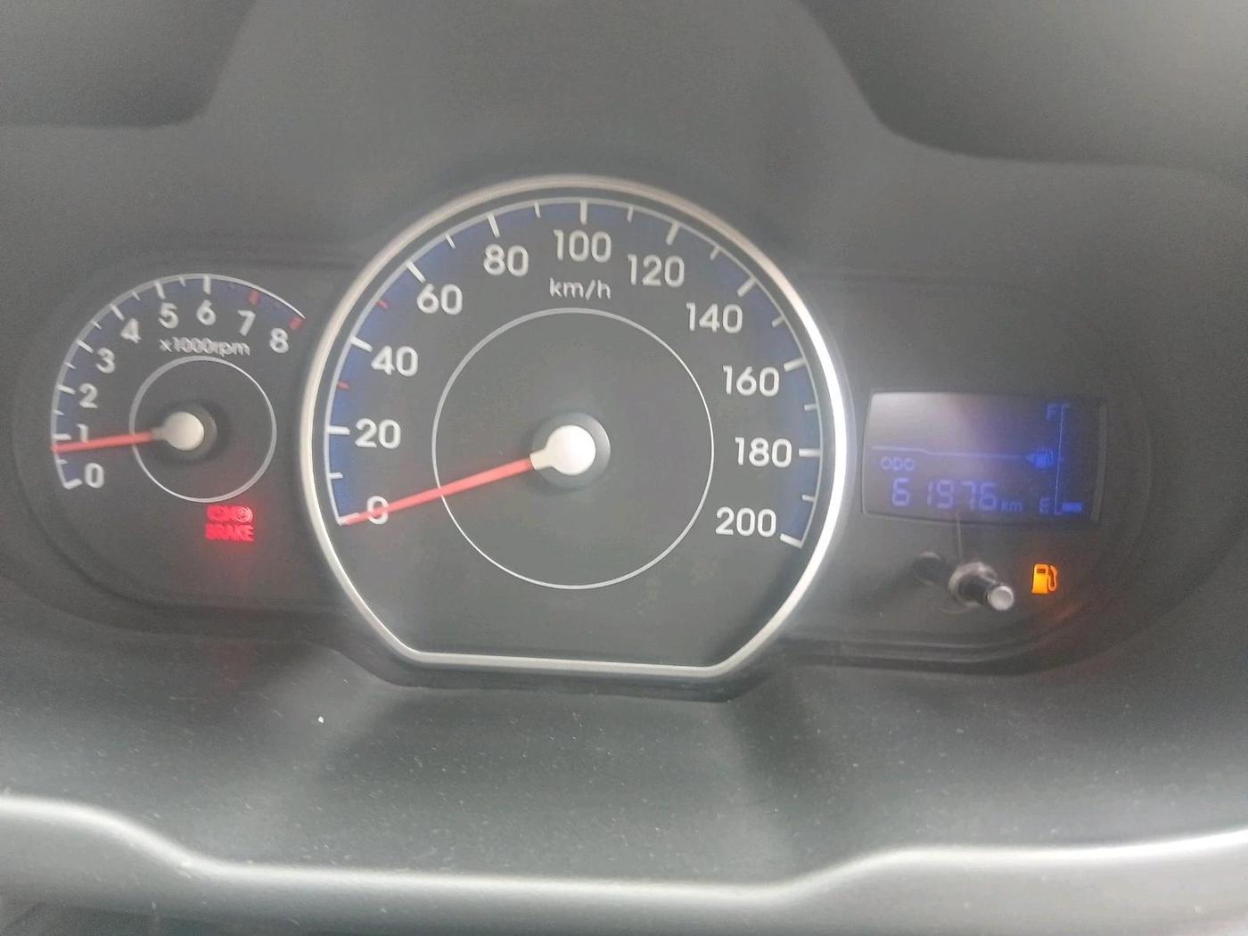 2012 Hyundai i10 MAGNA 1.2, CNG, Manual, 61,976 km, interior