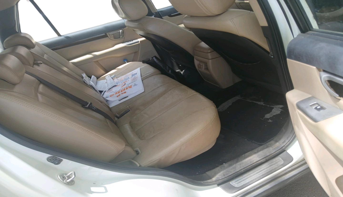 2012 Hyundai Santa Fe 2 WD, Diesel, Manual, 1,26,001 km, interior