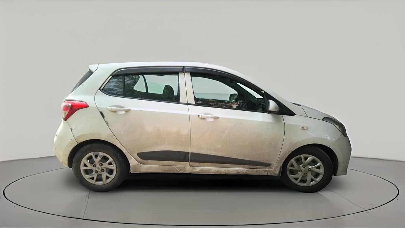 2017 Hyundai Grand i10 SPORTZ 1.2 KAPPA VTVT, CNG, Manual, 77,366 km, exterior