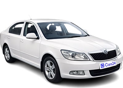 2013 Skoda Laura - Sedan - Diesel - Manual - ₹3.81 lakh