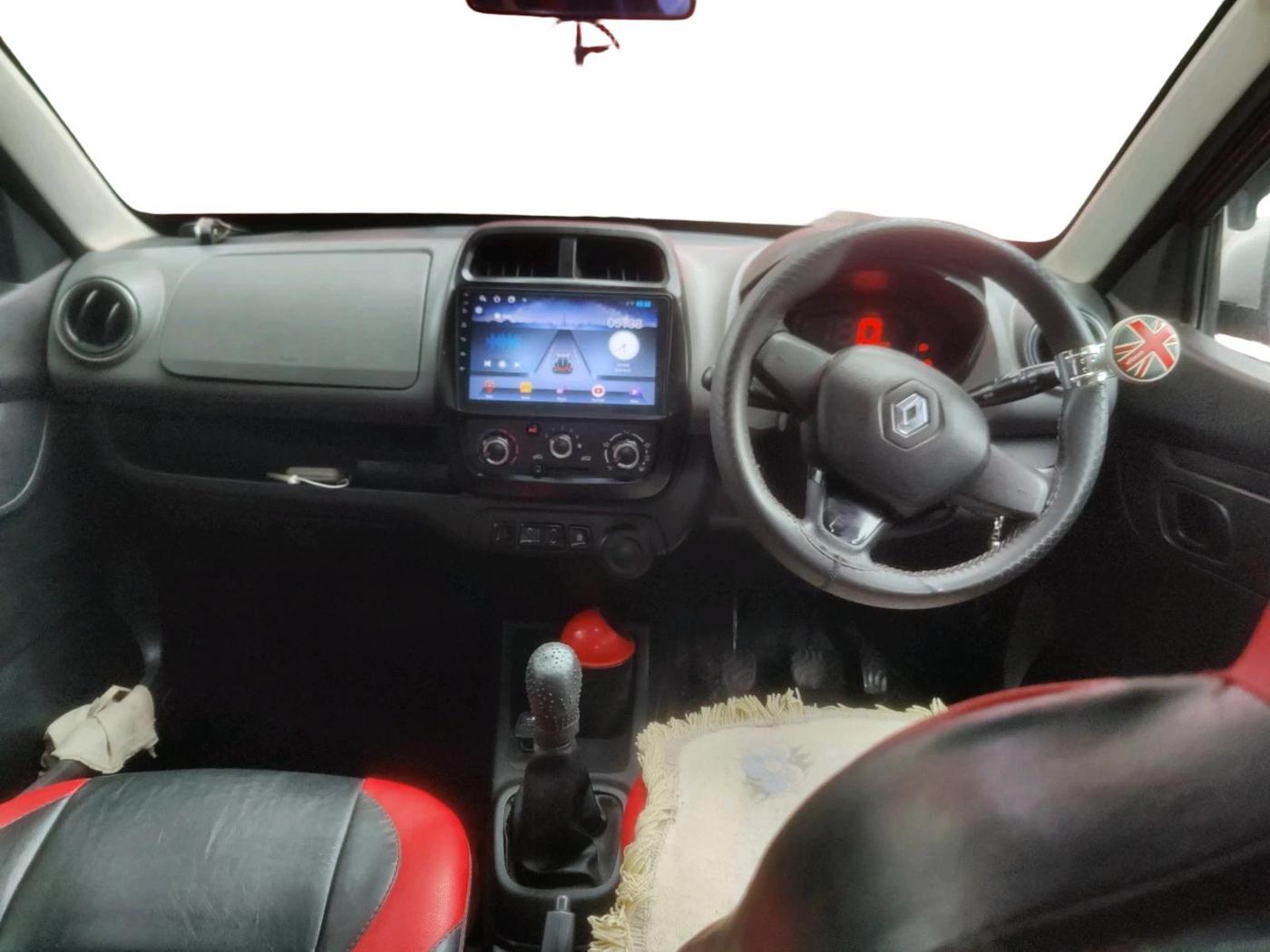 2017 Renault Kwid RXT 1.0, Petrol, Manual, 59,559 km, interior