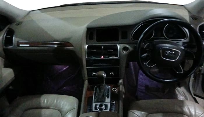 2012 Audi Q7 3.0 TDI QUATTRO, Diesel, Automatic, 2,21,741 km, interior