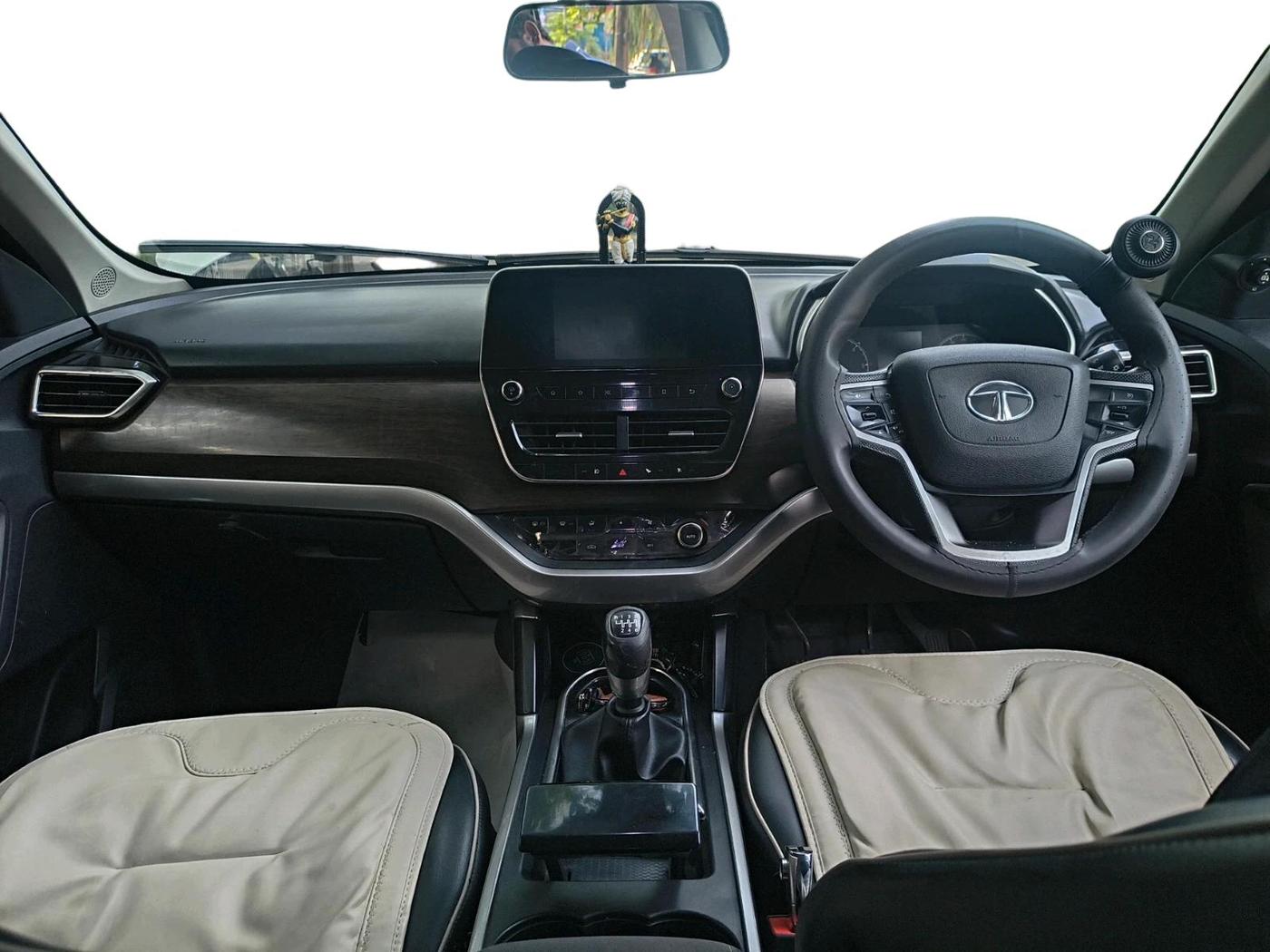 2021 Tata Harrier XT 2.0L KRYOTEC, Diesel, Manual, 93,938 km, interior