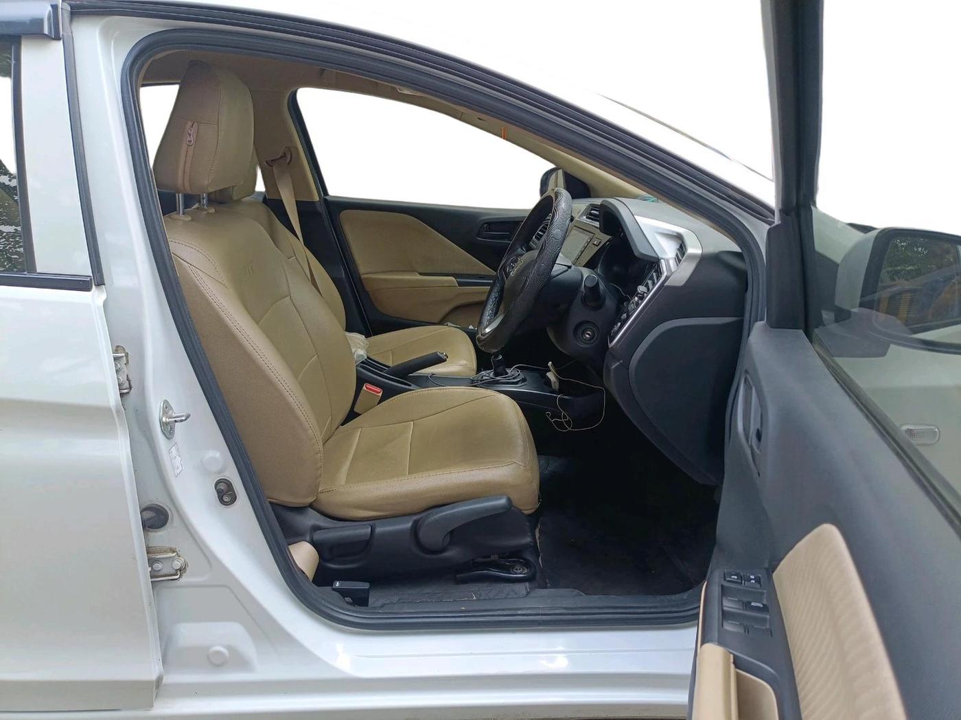 2022 Honda City 1.5L I-VTEC SV, Petrol, Manual, 29,029 km, interior