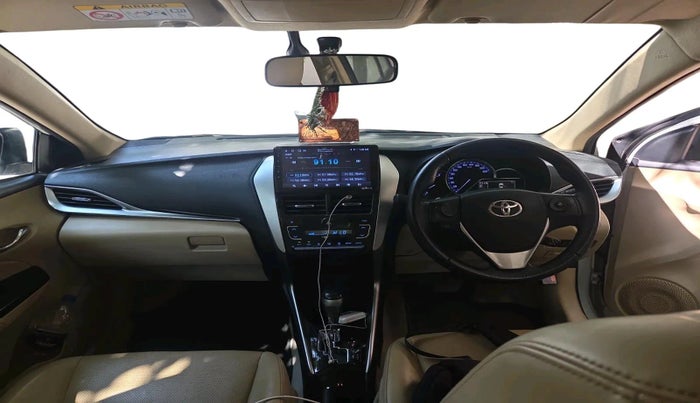 2018 Toyota YARIS VX CVT, Petrol, Automatic, 42,241 km, interior