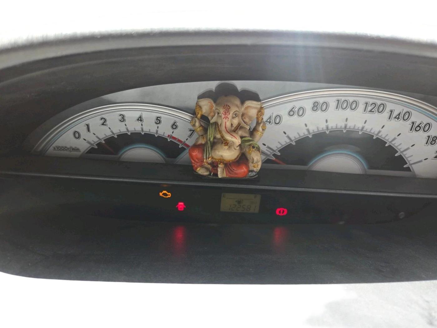 2011 Toyota Etios G, CNG, Manual, 1,22,581 km, interior