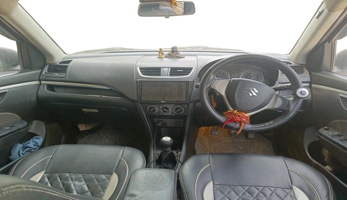 2013 Maruti Swift VXI, CNG, Manual, 1,00,640 km, interior