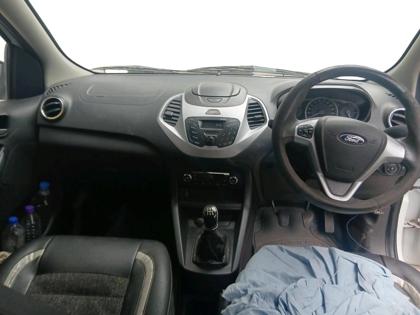 2016 Ford New Figo TITANIUM1.5 DIESEL, Diesel, Manual, 1,79,634 km, interior