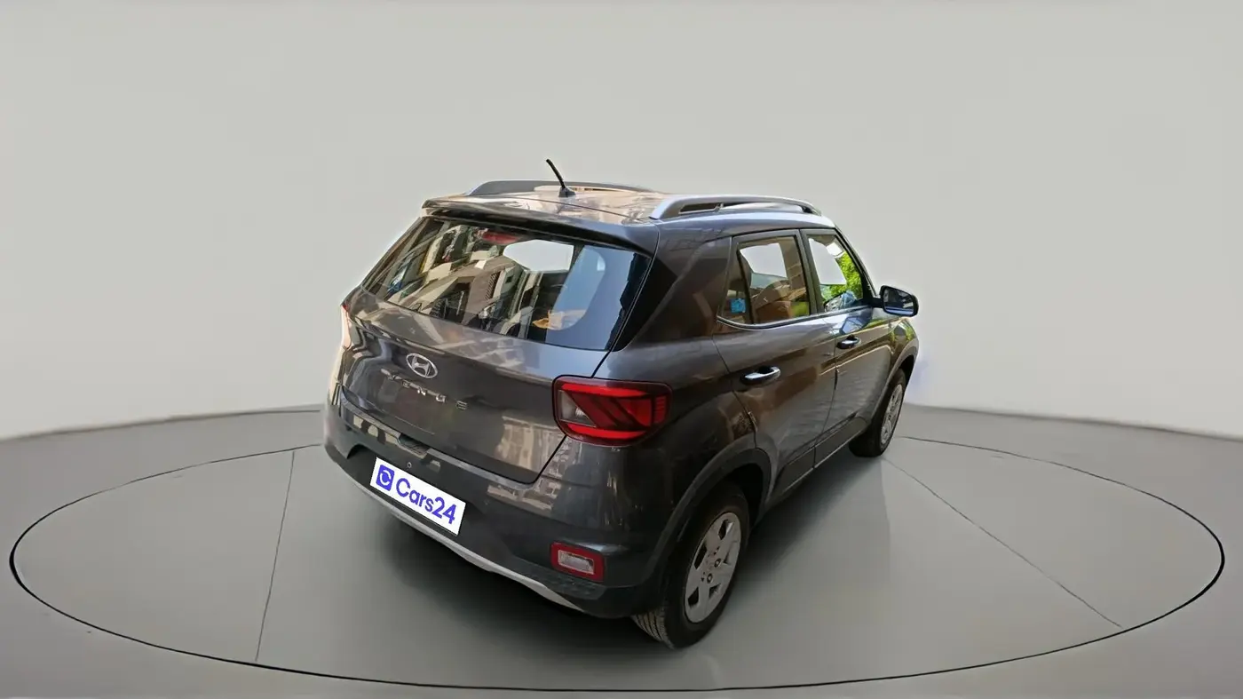 2022 Hyundai VENUE S 1.2, Petrol, Manual, 22,213 km, exterior