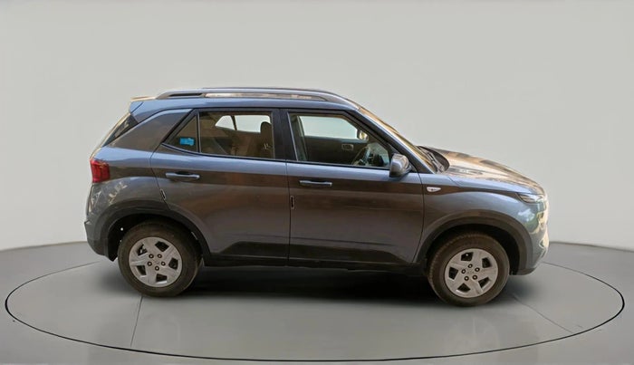 2022 Hyundai VENUE S 1.2, Petrol, Manual, 22,213 km, exterior