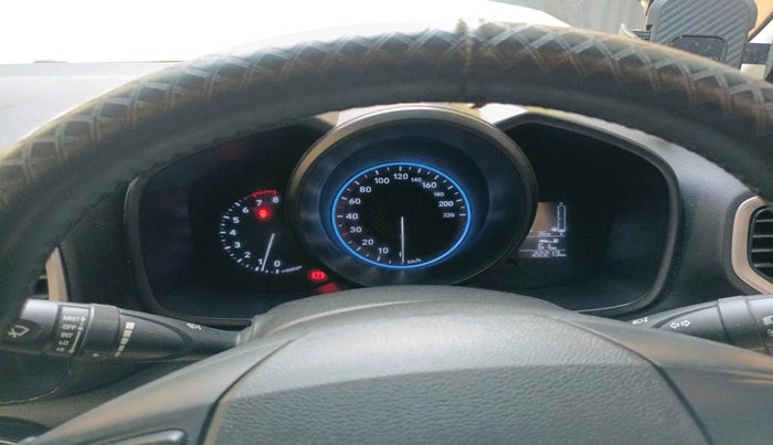 2022 Hyundai VENUE S 1.2, Petrol, Manual, 22,213 km, interior