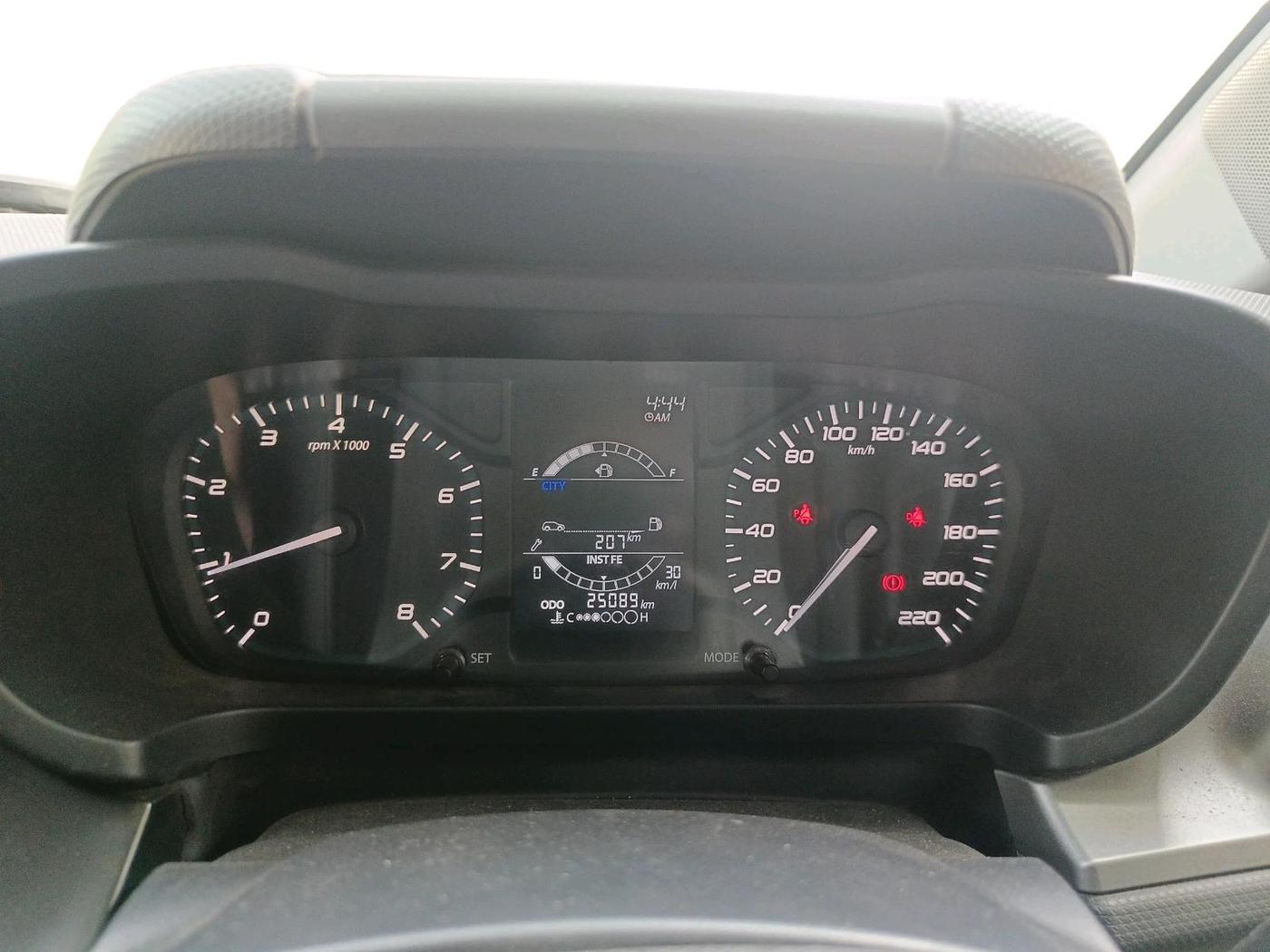 2021 Tata ALTROZ XE PETROL, Petrol, Manual, 25,089 km, interior