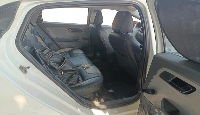 2021 Tata ALTROZ XE PETROL, Petrol, Manual, 25,089 km, interior