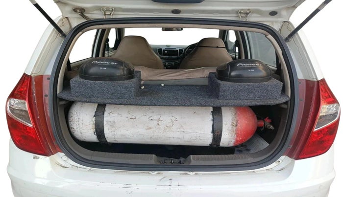 2012 Hyundai i10 MAGNA 1.2, CNG, Manual, 1,29,440 km, exterior