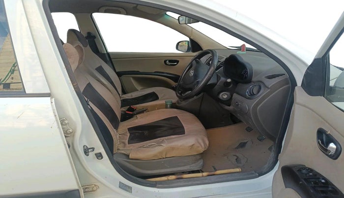 2012 Hyundai i10 MAGNA 1.2, CNG, Manual, 1,29,440 km, interior