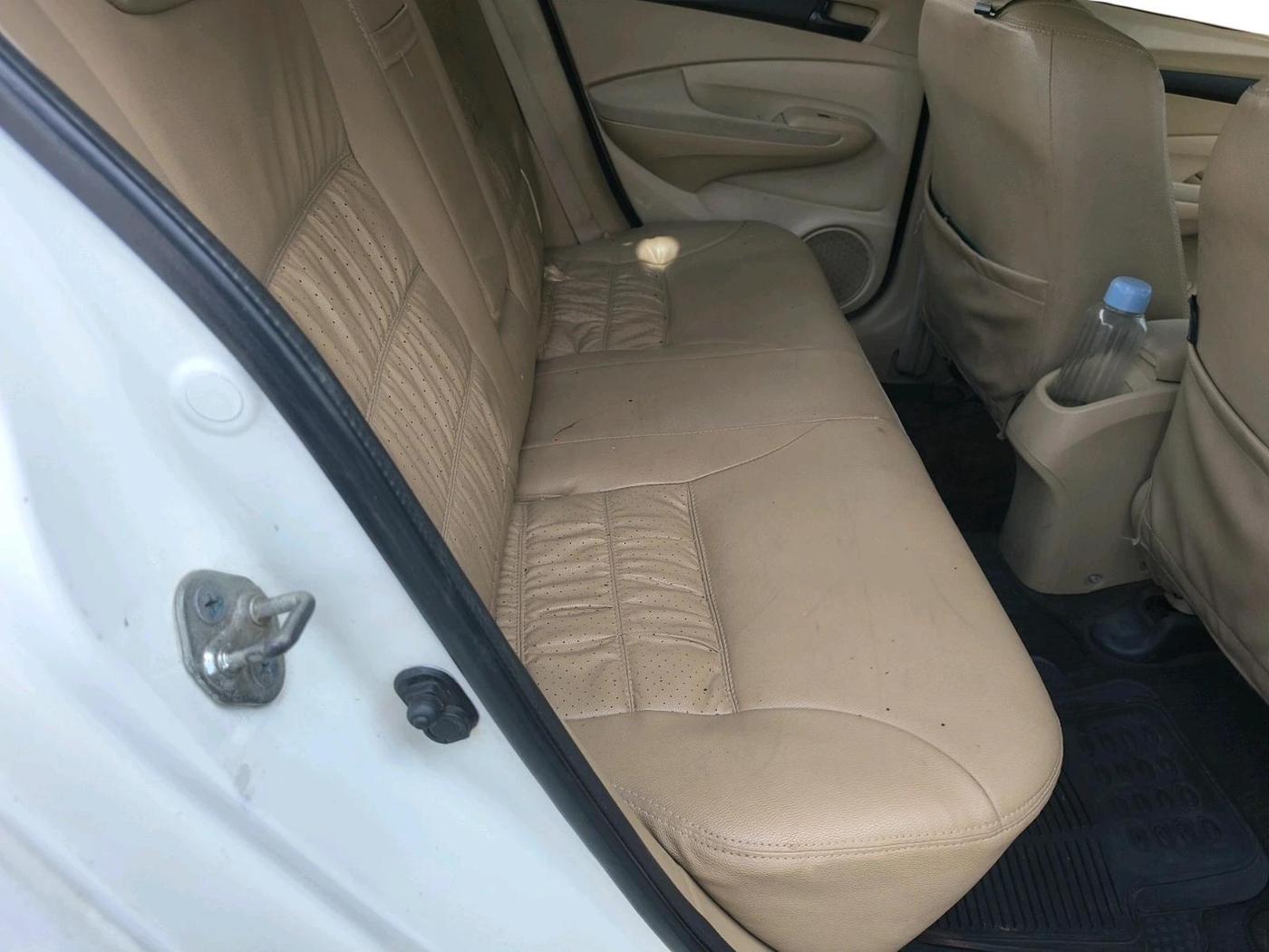 2013 Honda City 1.5L I-VTEC S MT, CNG, Manual, 1,46,868 km, interior