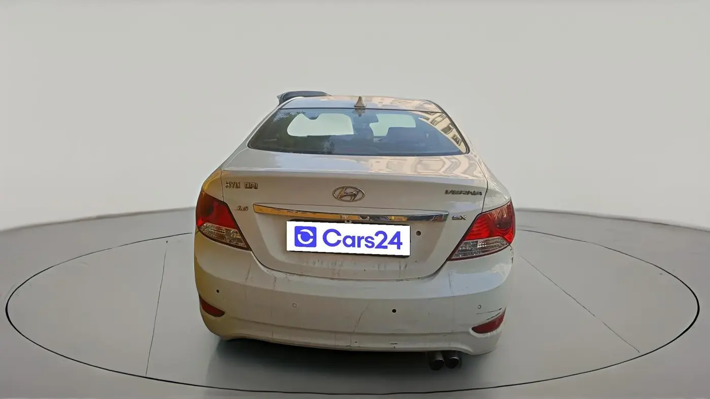 2013 Hyundai Verna FLUIDIC 1.6 CRDI SX, Diesel, Manual, 1,88,261 km, exterior