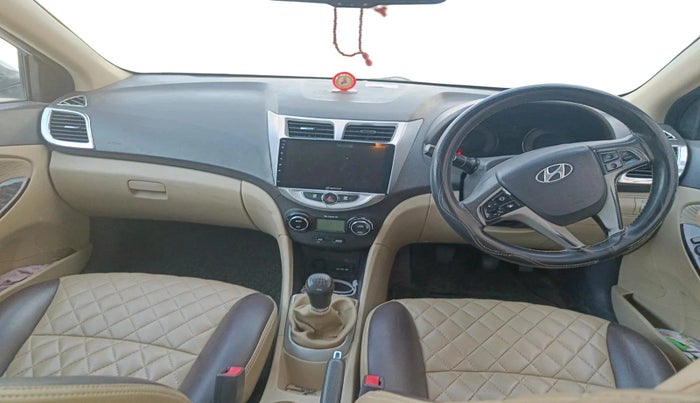 2013 Hyundai Verna FLUIDIC 1.6 CRDI SX, Diesel, Manual, 1,88,261 km, interior