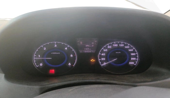 2013 Hyundai Verna FLUIDIC 1.6 CRDI SX, Diesel, Manual, 1,88,261 km, interior