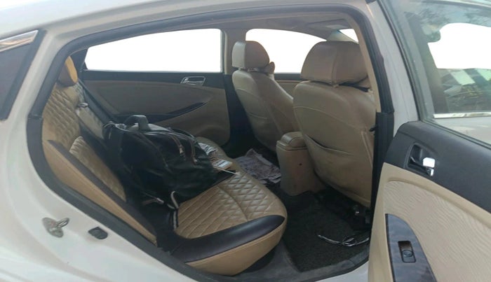 2013 Hyundai Verna FLUIDIC 1.6 CRDI SX, Diesel, Manual, 1,88,261 km, interior