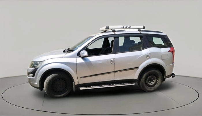 2017 Mahindra XUV500 W6, Diesel, Manual, 1,47,679 km, exterior